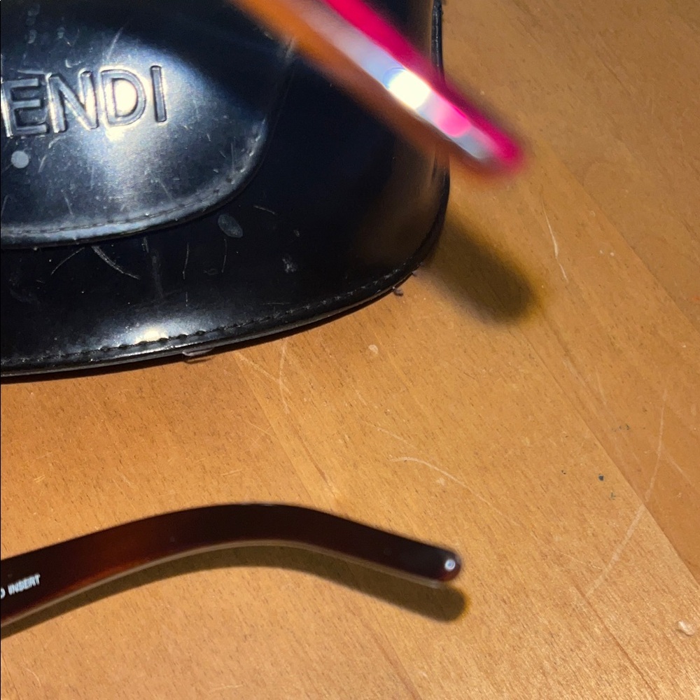 Fendi Black Sunglasses with Case NWOT - Picture 8 of 9
